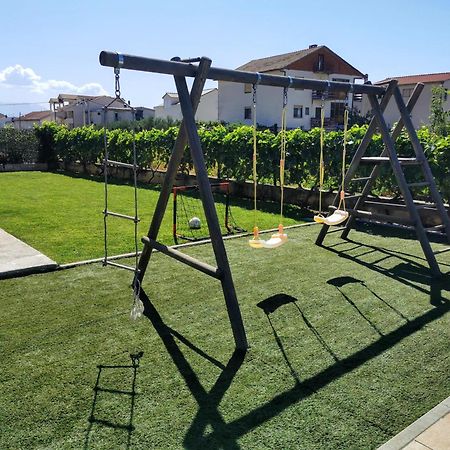 Apartment House Kastela With Heated Pool & Jacuzzi Δωμάτιο φωτογραφία